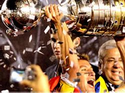 Ecuador recibe como héroes a campeones de la Libertadores