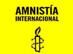 Tocando a beneficio de Amnistía Internacional