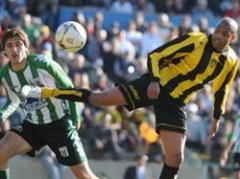 Peñarol-Racing empataron 3 a 3