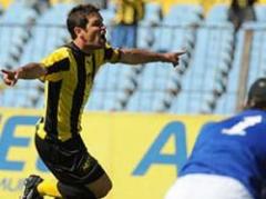 Peñarol goleó a Juventud