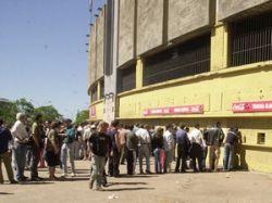 A las cinco de la tarde