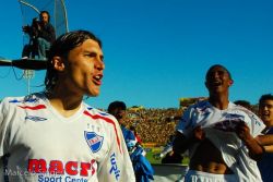 Nacional derrotó a Peñarol 1 a 0 y va camino a salir campeón