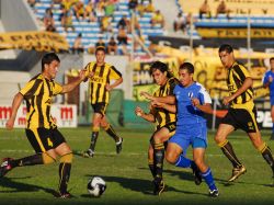 Peñarol goleó sin deslumbrar