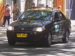 Patronal de taxis: los taximetristas no están aprovechando los elementos de seguridad