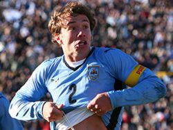 Lazio va por Diego Lugano