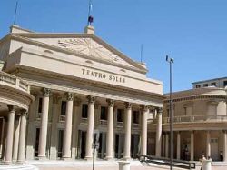 Especial Palacio Legislativo y Teatro Solís