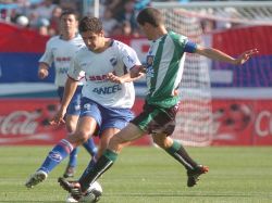 Nacional dio vuelta un partido jorobado