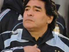 Maradona se disculpó a medias