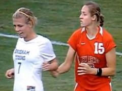 Impresionante violencia en fútbol femenino de EEUU