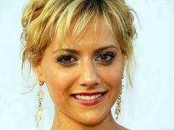 Descartan crimen en muerte repentina de Brittany Murphy