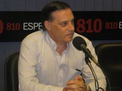Carlos Varela (FA): "Hay que relanzar el proyecto progresista de Montevideo"