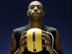 FIFA estudia mano de Henry