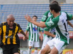 Peñarol se puso la chapa de candidato al título