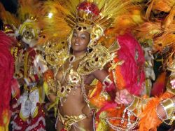 Unidos da Tijuca hace estallar el Sambódromo en Rio