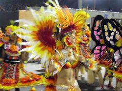 Unidos da Tijuca hace estallar el Sambódromo en Rio