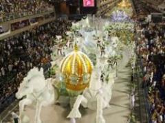 Tras un caluroso carnaval, Río da fin a la "locura general"