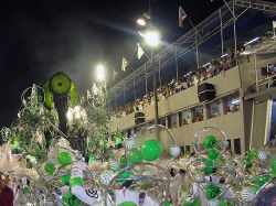 Carnaval en Rio cerró con 281 detenidos por orinar