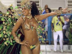 Multitud festeja título de Unidos da Tijuca en Carnaval de Rio