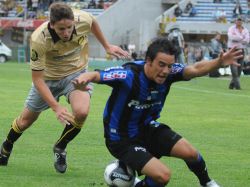 Peñarol ganó por quinta vez consecutiva y sigue puntero