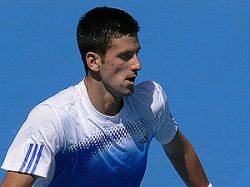 Djokovic firme en el arranque