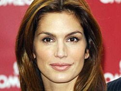 Dos años de cárcel para el chantajista de Cindy Crawford