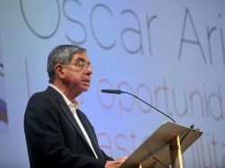 Óscar Arias: "Uruguay no necesita un ejército porque no tiene enemigos"