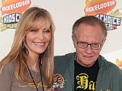 Se divorcia por octava vez Larry King, la estrella de CNN