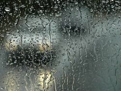 El láser puede usarse para formar gotas de agua