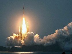 Despega cohete japonés con sonda hacia Venus