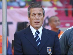 Tabárez: Uruguay está tranquilo y con "expectativas"