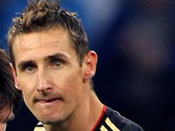 Alemania espera a Klose hasta último momento