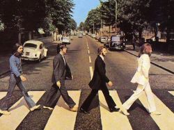 Abbey Road subasta piano utilizado por los Beatles