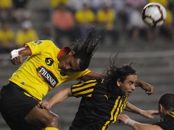 "Barcelona cayó ante el gigante Peñarol", dicen en Ecuador