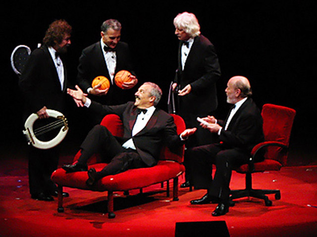 Les Luthiers vuelve al Solís