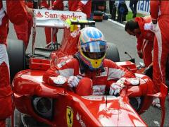 Tercera carrera para Alonso