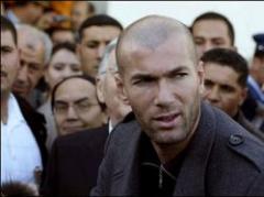 Zidane se opone a usar el video en el fútbol