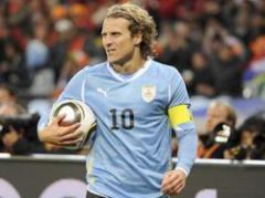 Forlán no juega ante Indonesia