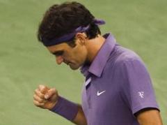 Federer a la final en Shangai