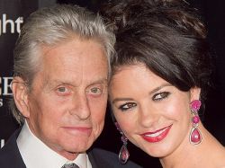 "Mi cáncer de garganta es el resultado de beber y fumar"