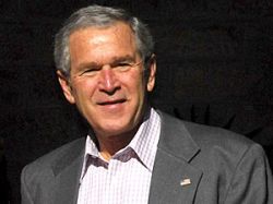 Bush presenta su libro