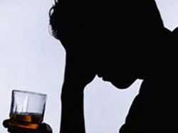 Efectos del alcohol son más nocivos que crack y heroína Efectos del alcohol son más nocivos que crack y heroína