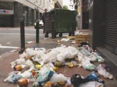 La ciudad entre la basura