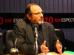 Daniel Olesker (MSP): "Apuntamos a que en 2014 todos los uruguayos estén dentro del Fonasa"