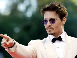 Johnny Depp conoce "la bestia" de la fama