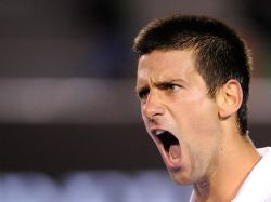 Djokovic derrota a Federer y es finalista en Australia