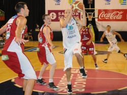 De atrás y en la hora Aguada venció a Trouville