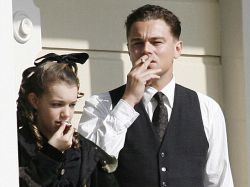 Leonardo Di Caprio le enseñó a fumar a una niña de 13 años