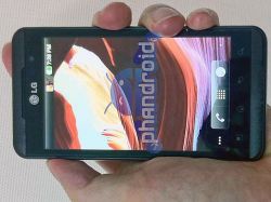 LG apuesta a tecnología 3D en su telefonía móvil LG apuesta a tecnología 3D en su telefonía móvil