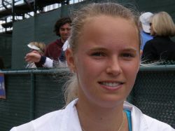 Wozniacki campeona en Dubai