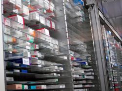 MSP alerta por medicamentos vencidos que venden en la calle